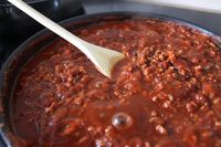 Begini Cara Bikin Saus Bolognese Tradisional Italia yang Enak