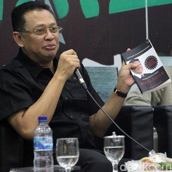 Bambang Soesatyo / 