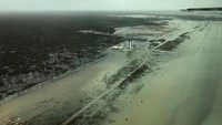 Bandara Internasional Grand Bahama turut terkena imbas dari terjangan badai monster Dorian. Kawasan bandara tersebut nampak tergenang dan mengalami kerusakan di sejumlah bagiannya. Michelle Cove/Trans Island Airways/via Reuters.