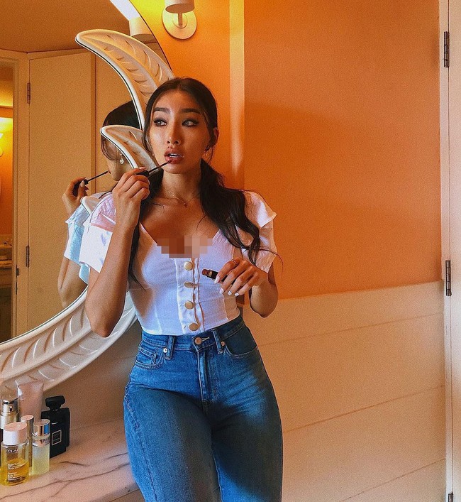 Tak sedikit yang mengira Moon Gabi adalah blasteran meskipun 100% berdarah Korea Selatan. Aktivitasnya di industri hiburan Korea tiba-tiba terhenti pada 2020. Foto: Instagram @iamchocobi