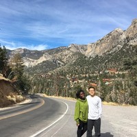 Ayah Tan tidak menyetujui hubungan asmaranya dengan Edna karena budaya yang berbeda. Menurutnya jika pernikahan di antara Tan dan Edna tetap berlangsung maka akan mengalami banyak kesulitan, dan tentu tidak akan baik untuk bisnis yang dijalankan oleh Tan. Foto: Facebook Edna Sophia