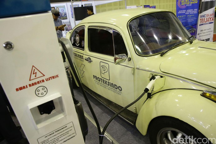 Mobil VW Kodok Listrik Pertama di Indonesia