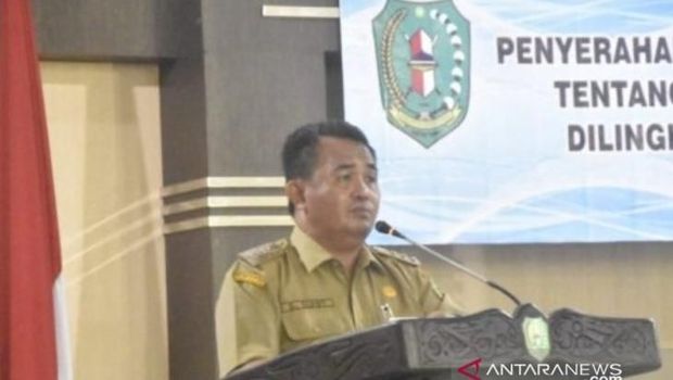 Jadi Tersangka Suap, Bupati Bengkayang Dipecat Demokrat
