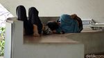 Kala Taman Kolong Semanggi Berubah Fungsi Jadi Tempat Tidur Warga