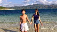 Dari tag lokasi Farah berkunjung ke Gili Nanggu Island, salah satu pulau cantik di Nusa Tenggara Barat. (farahquinnofficial/Instagram)