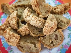 Kress! Ngemil Bakso Goreng Renyah Bisa di 5 Gerai Ini
