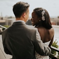 Ayah akan memiliki ekspresi ketidaksetujuan yang aneh ini sambil tetap berusaha bersikap sopan ketika menyapanya dan mengakui kehadirannya. Pada saat yang sama, itu tidak tertahankan bagi Edna karena dia bisa merasa seperti dia tidak disambut, terang Tan. Foto: Facebook Edna Sophia