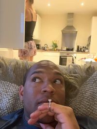 Kocaknya Pria yang Lamar Pacar Selama Sebulan Tanpa Disadari Sang Kekasih