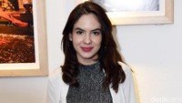 Steffi Zamora terlihat makin menawan. Foto: Noel/detikFoto