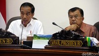 Jokowi meminta para menteri/kepala lembaga tidak bermental pejabat.