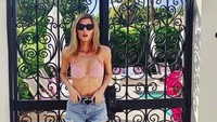 Sophie juga pernah ke Palm Springs, California. (sophiesumner8/Instagram)