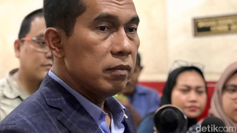 Anggota F-PKS Kritik Rencana Prabowo Kirim Taruna Belajar di Luar Negeri Anggota F-PKS Kritik Rencana Prabowo Kirim Taruna Belajar di Luar Negeri