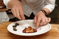 Mau Bersantap di Restoran Autentik? Cek Dulu 5 Ciri-cirinya