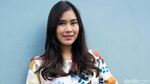 7 Gaya Syahnaz Sadiqah Wajahnya Disebut Berubah, Dituding Operasi Plastik