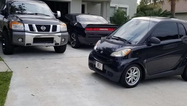 Parkir mobil di Dapur