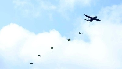 Prajurit TNI Unjuk Kekuatan di Papua