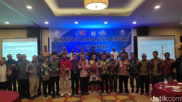  Gubernur Papua, tokoh masyarakat bertemu melakukan deklarasi damai, Kamis (5/9/2019)