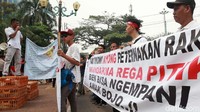 Menurut Sekretaris Jenderal Gabungan Organisasi Peternak Ayam Nasional, Sugeng Wahyudi harga ayam hidup (live bird/LB) menyentuh titik terendah pada Agustus 2019, yakni Rp 8.000 per kilogram.