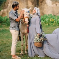 Irish Bella dan sang suami Ammar Zoni tampil bak di negeri dongeng di pemotretan kehamilan yang dilakukan oleh fotografer langganan selebriti Diera Bachir. Foto: instagram @dierabachir