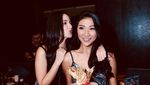Theresa, Asisten Cantik Nia Ramadhani yang Kerap Pamer Momen Kulineran