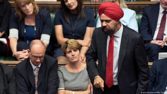 PM Inggris Dituntut Minta Maaf Atas Pernyataan Rasis di Masa Lalu