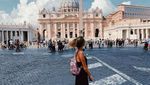 Foto: Liburannya Model Cantik Inggris, Sophie Sumner