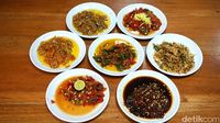Di Sini Ada Sambal Domba Membara hingga Sambal Koslet Bikin Bibir Dower