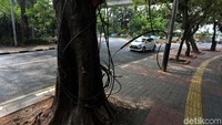 Dimana sebagian wilayah Jakarta akan bebas dari kabel-kabel semrawut yang kerap mengganggu keindahan.