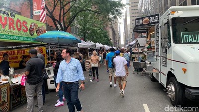 Melihat PKL di Trotoar New York yang Jadi Rujukan Anies