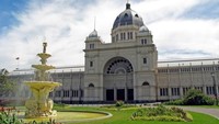 Ada lebih dari 30 faktor yang memengaruhi peringkat yang semuanya dibagi lagi dalam lima kategori utama untuk menentukan kota terbaik untuk dihuni. Kota Melbourne, Australia di peringkat kedua (Foto: CNN)
