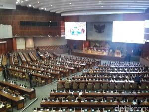 Surat Jokowi soal 10 Capim KPK Dibacakan di Rapat Paripurna DPR
