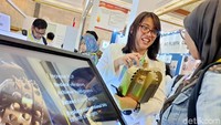 Baker Hughes juga mengklaim Perusahaan pertama dan satu-satunya dengan produk dan layanan menyeluruh (hulu sampai hilir) dan pengetahuan yang holistic dana industri minyak dan gas.