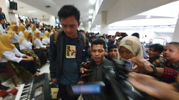 Mahasiswa tersebut diamankan petugas Satpol PP.
