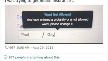 Paul Gay juga susah bikin akun asuransi kesehatan secara online. Ngeh kan nama belakangnya apa? (Foto: via Boredpanda.com)