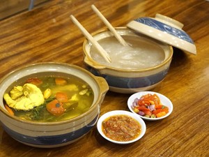 13 Makanan Khas Papua yang Unik, Ada Udang Selingkuh hingga Sarang Semut
