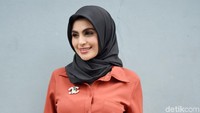 Komentar pedas pun banyak dikirimkan para netizen kepada mantan Raffi Ahmad itu. Pool/Noel/detikFoto.