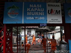 Kata Pedagang Nasi Kapau di Kramat yang Direlokasi demi Pelebaran Trotoar