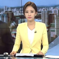 Park Yoo Ra dikenal sebagai pembaca berita dan penyiar di YTN TV. Belum lama ini ia resmi pensiun dari dunia penyiaran yang telah membesarkan namanya. Foto: Instagram/@yooranna