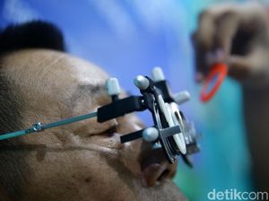 Benarkah Kacamata Anti Radiasi Bisa Melindungi Mata dari Kerusakan?