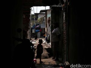 Banyak Daerah Kumuh, DKI Jakarta Sulit Dapat Gelar Kota Bebas BAB Sembarangan