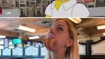 Kreatif Banget! Dua Turis Ini Niat Tirukan Momen Makan The Simpsons
