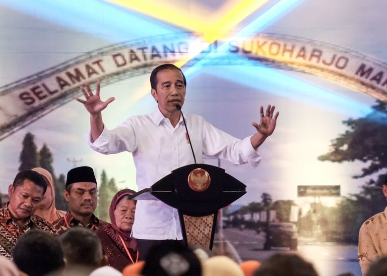 Jokowi: Sedih Saya Ada Konflik, Apalagi karena Masalah Etnis-Agama Jokowi: Sedih Saya Ada Konflik, Apalagi karena Masalah Etnis-Agama