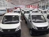 Esemka Lahir, Mobil Pribadi Pakai Strobo Jangan Dikasih Jalan!