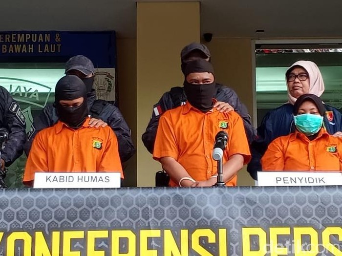 Supiranto alias Alpat (kiri), Rodi (tengah) dan Tini (kanan) pelaku pembunuhan Pupung dan Dana (Sams-detikcom)