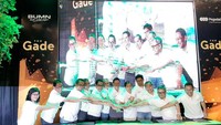 Sejumlah direksi BUMN dan korporasi berfoto bersama seusai menandatangani nota kesepahaman pada acara kolaborasi program layanan BUMN di Bandung, Jawa Barat, Kamis (5/9/2019). Foto: dok. Pegadaian