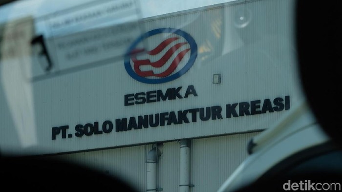 Jokowi ikut luncurkan mobil Esemka