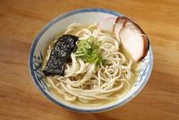 Wow! Wanita Ini Habiskan 9 Kilogram Ramen Dalam Waktu 2 Menit