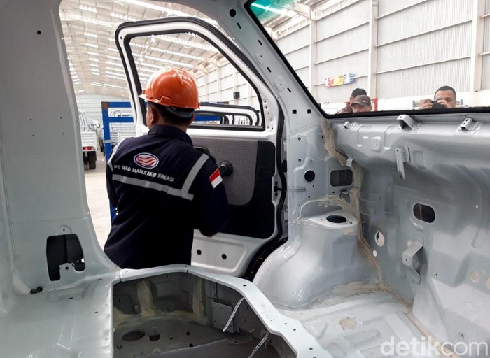 PT Solo Manufaktur Kreasi (SMK) akhirnya resmikan pabriknya di daerah Boyolali, Jateng. Pabrik itu nantinya akan memproduksi mobil-mobil Esemka.