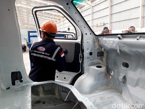 Pandemi Pengaruhi Produksi, Esemka Bertahan Tanpa PHK