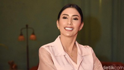 Tyas Mirasih Ketemu Raffi Ahmad dan Nagita Slavina